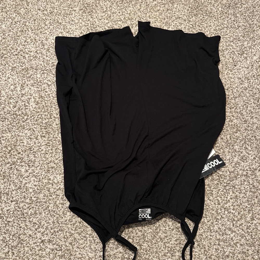 New Kids Black One Piece by Boohoo - Picture 4 of 4